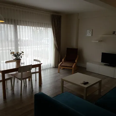 Azurevista Deluxe Apartment